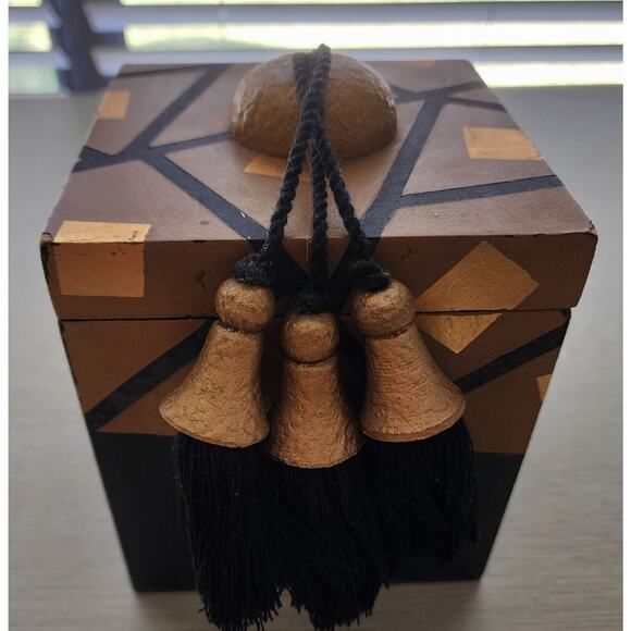 Nesting Boxes-Set of 3-Black & Gold Decoupage-Tassels - Picture 9 of 14